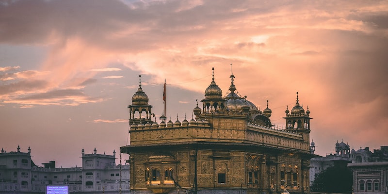 Why do so many people hate India and Indians?
